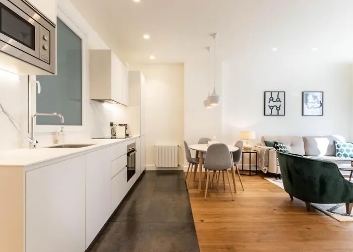 Luxury Guggenheim Museum Apartment Bilbao